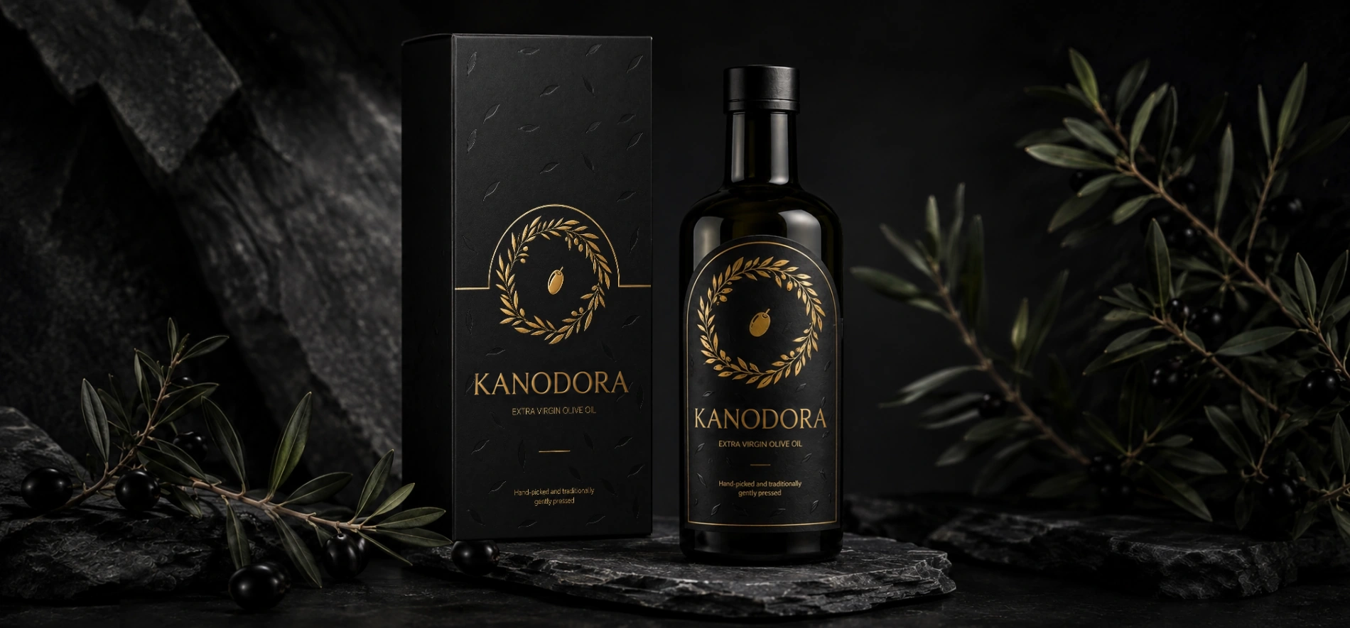 KANODORA Olive Oil Verpackung und Flasche in dunkler Inszenierung